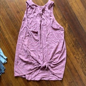 Tie back lululemon tanks